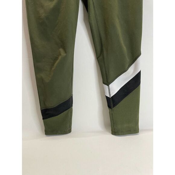 DSG Dark Green Hunter Olive Cropped Leggings Womens Size Medium - Picture 2 of 7